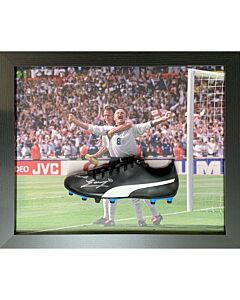 England FA Gascoigne Signed Boot (Framed)-188308