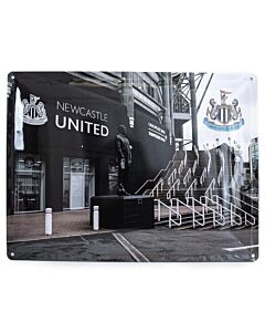 Newcastle United FC Sir Bobby Robson Large Sign Maznun Football