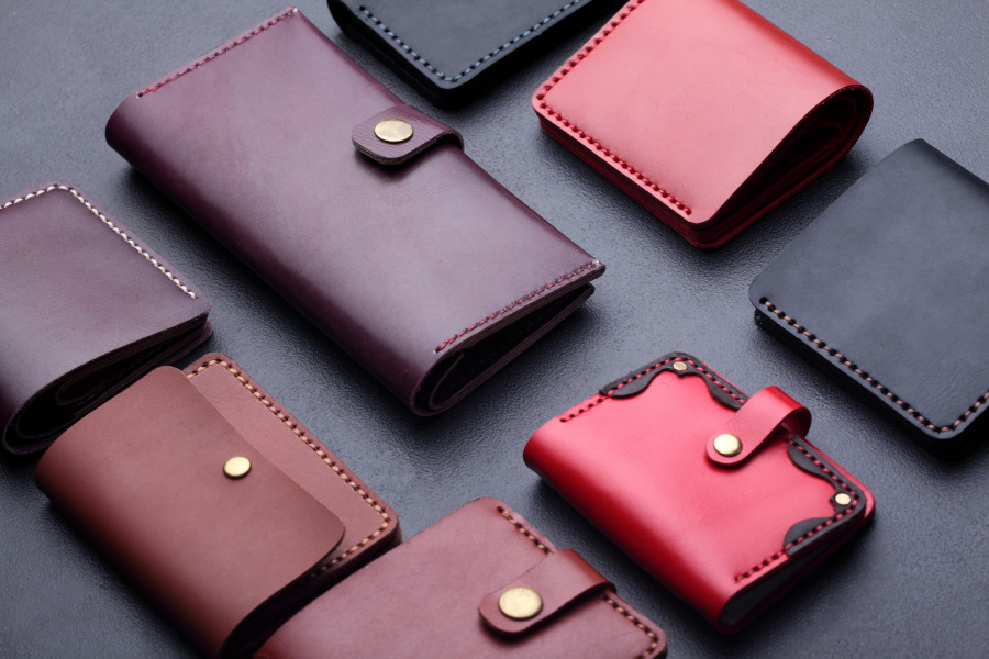 Wallets & Purses